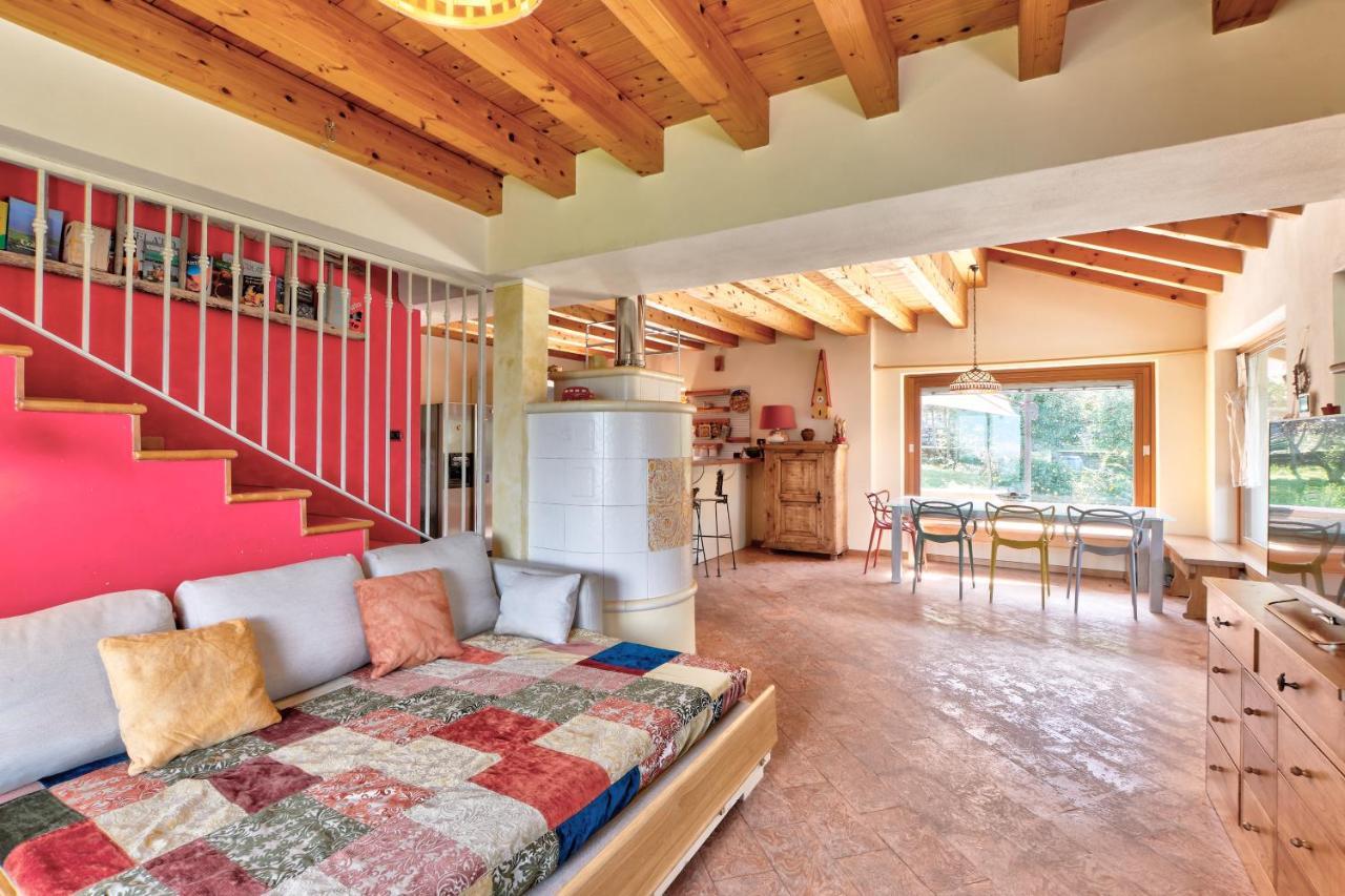 Chalet Con Piscina E Vista Panoramica Колико Екстериор снимка