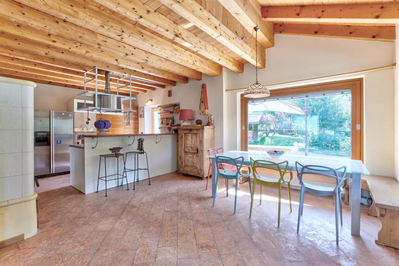 Chalet Con Piscina E Vista Panoramica Колико Екстериор снимка