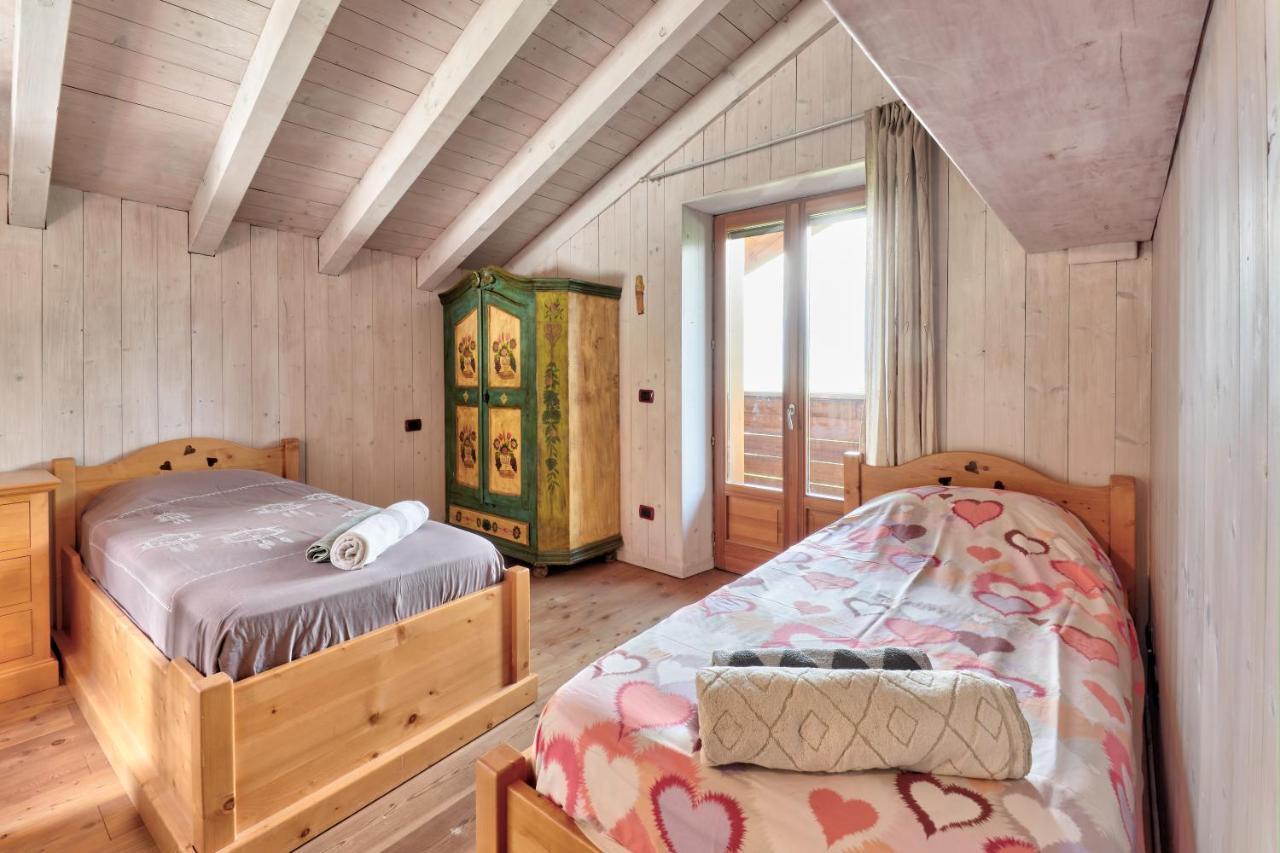 Chalet Con Piscina E Vista Panoramica Колико Екстериор снимка