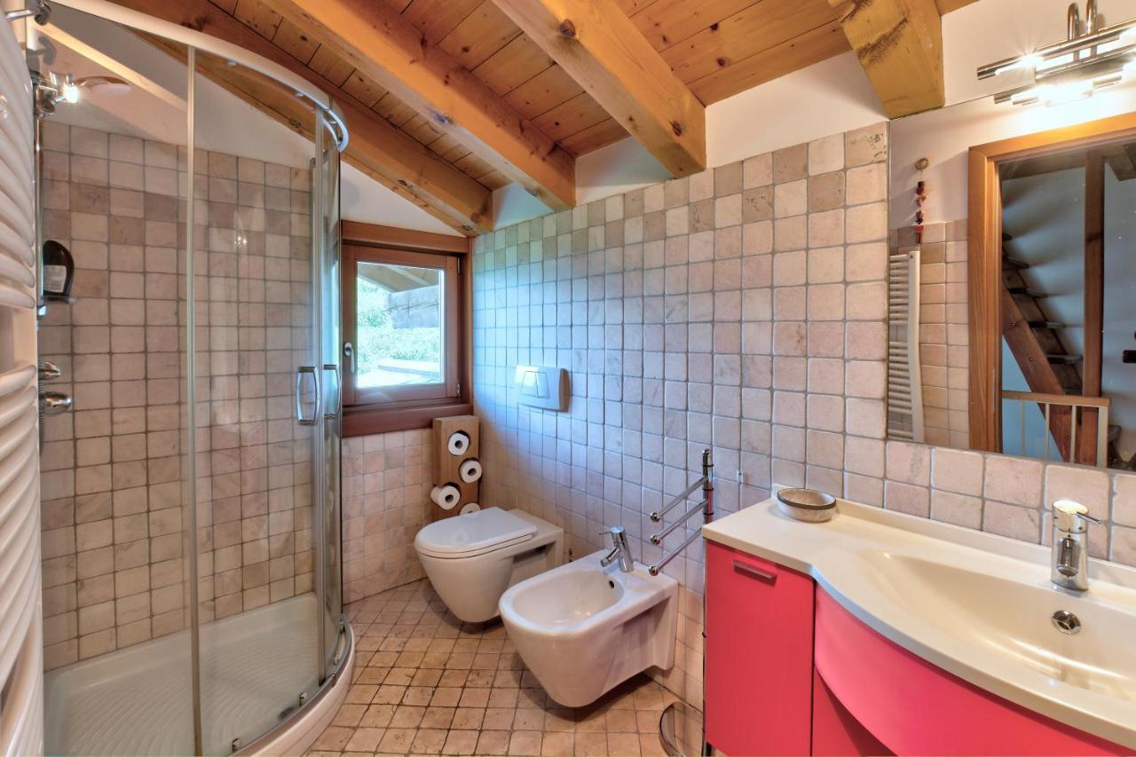 Chalet Con Piscina E Vista Panoramica Колико Екстериор снимка